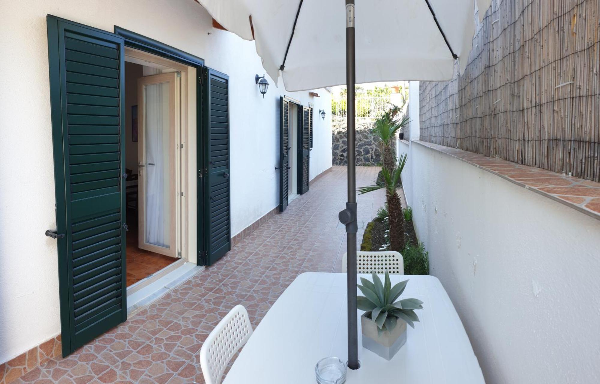 Holiday Apartments Lacco Ameno  Buitenkant foto